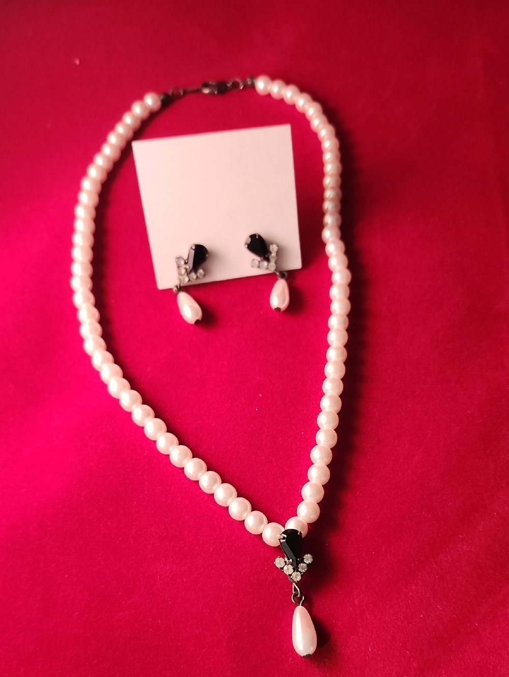 Pearl Drop Necklace & Earrings Set - White Pearls with Black Accent